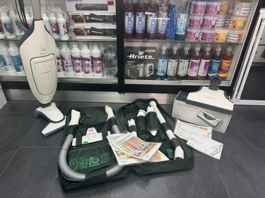 Vk200 con borsa accessori lavavetri EB400