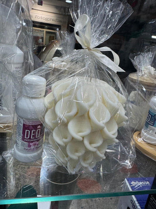 Candela 100% vegetale con profuma biancheria deomix peonia